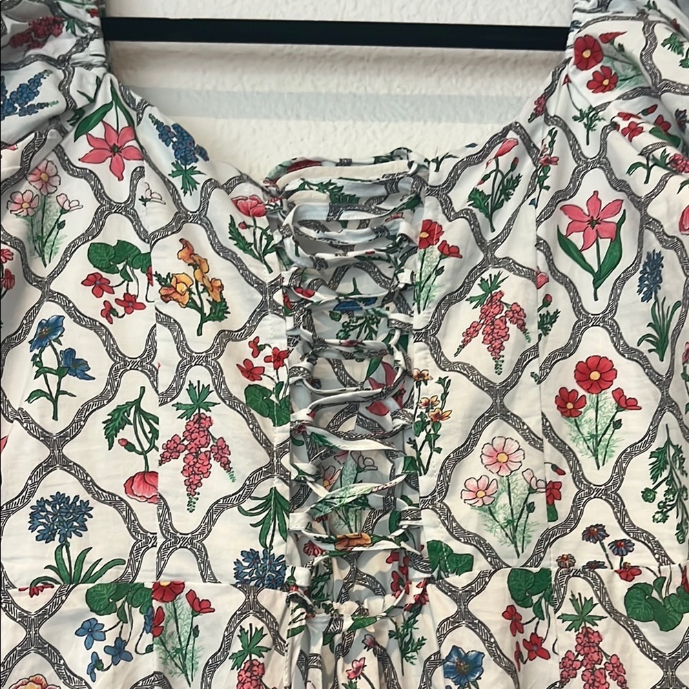 Moon River Floral Puff Sleeve - Picture 4 of 9